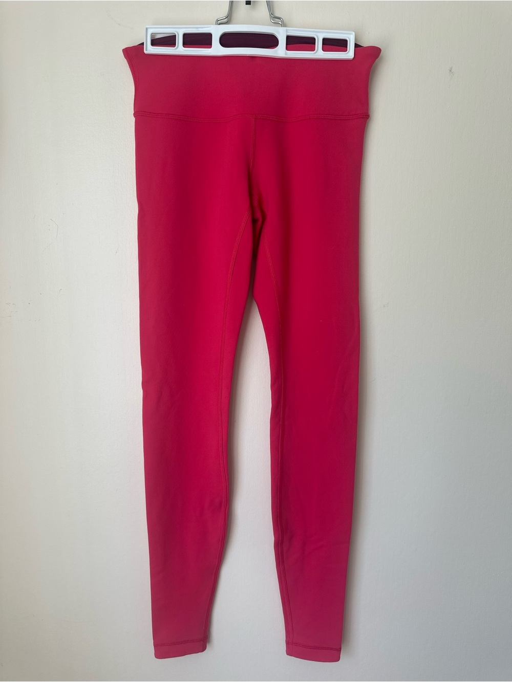 Lululemon Athletica Mid-Rise Magenta/Deep Purple Reversible Leggings